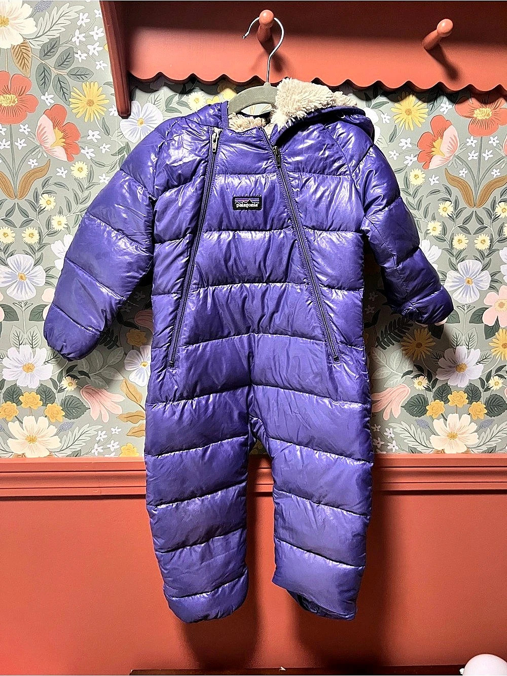 Patagonia Infant Hi-Loft Down Sweater Bunting Purple